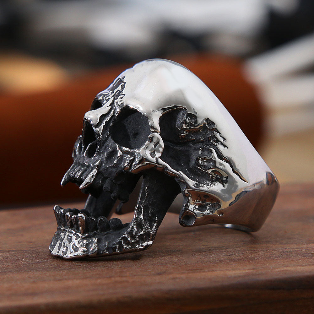 Vampire Skull Ring