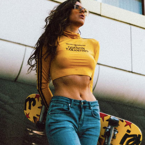 Quentin tarantino yellow 2024 turtleneck